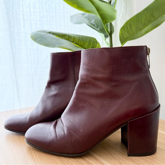 Stuart Weitzman brown leather block heel ankle boots - size 7 - Picture 2 of 6